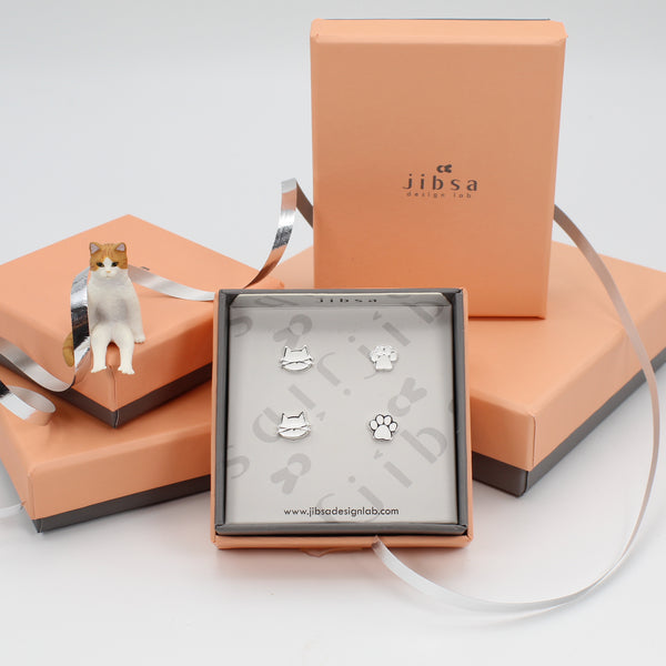 Cat earrings / White Silver / 2 pair Set / Hypoallergenic Stud